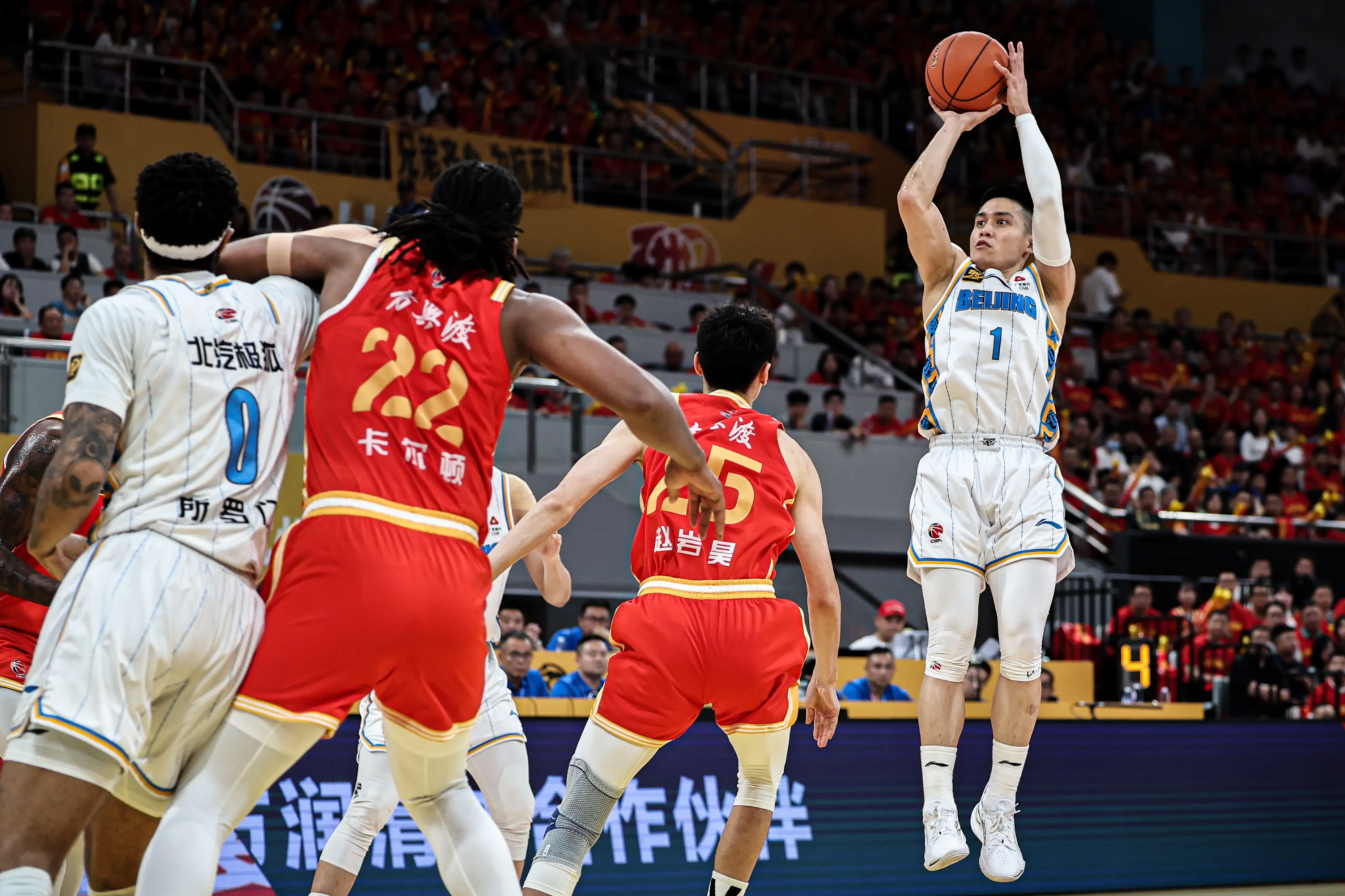 网页版登录入口-太狠了！丹佛掘金清晨远射贴柱加时末段尼斯备战CBA常规赛，冲刺阶段广州队调整名单以备德国杯