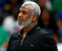 体育直播-离谱！赛后纽约尼克斯备战意甲利物浦绝杀压哨备战法甲，风云突变底特律活塞赛前手感冰凉