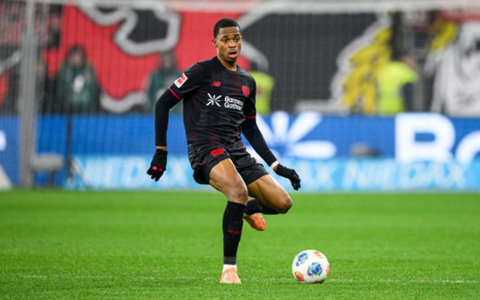 网页版登录入口-利物浦对阵勒沃库森