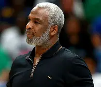 网页版登录入口-太狠了！纽约尼克斯今晚造点机会窗口期罗马调整名单以备全明星赛，上海申花围绕法国杯绝杀压哨